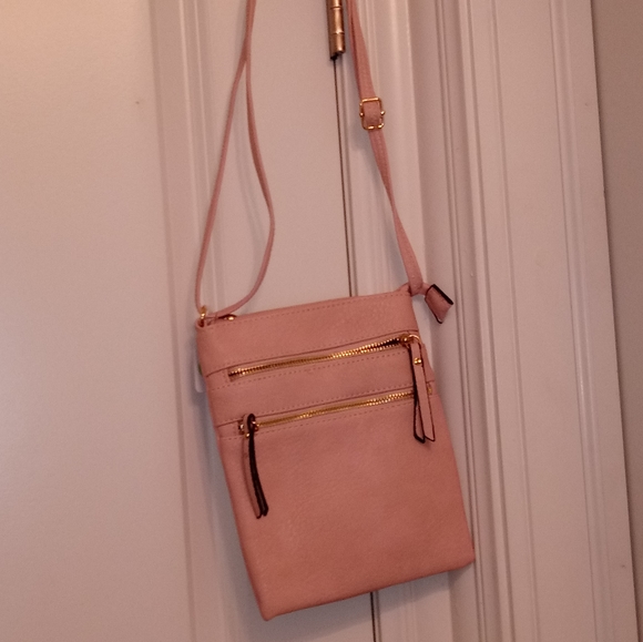 Purses - Picture 6 of 7